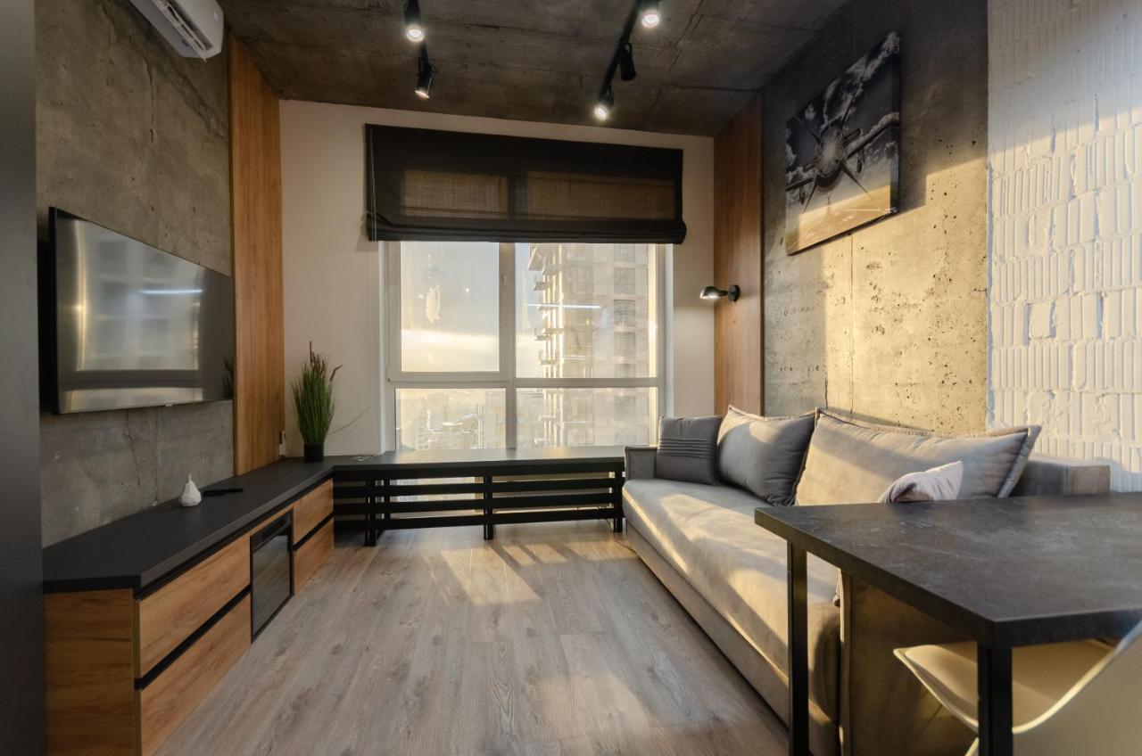 Petrovdom 12-131B Apartments In Rc "Yaroslaviv Grad"Bulvarno Kudriavska 17B Kiev Exterior foto