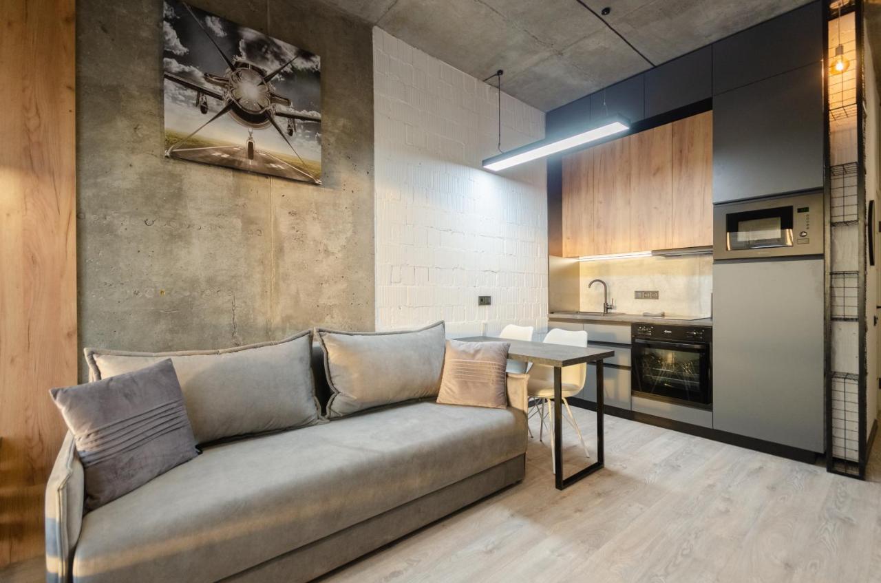 Petrovdom 12-131B Apartments In Rc "Yaroslaviv Grad"Bulvarno Kudriavska 17B Kiev Exterior foto